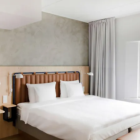 Hotel Radisson Blu Seaside Hotel, 4*